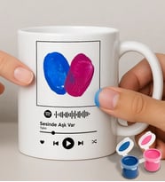 BK Gift Kişiye Özel Parmak İzi Spotify Şarkılı Beyaz Kupa Bardak & Boya Seti-1, Sevgiliye - Doğum Günü Hediyesi