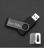 Kişiye Özel 32 GB Siyah USB Flash Bellek Kutulu