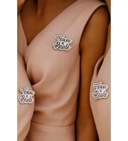Team bride yaka rozeti beyaz üstü rosegold