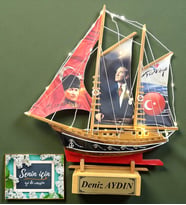 Sizlere Özel Tasarım Led Işıklı Büyük Boy Ahşap Gemi Hediyesi Doğal El Yapımı (Model 3)