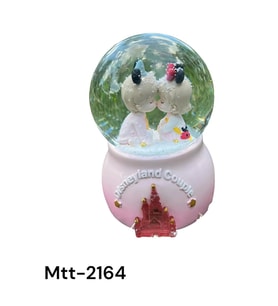 MOTTO MTT-2164 PİLLİ IŞIKLI MÜZİKLİ ÜFLEMELİ KAR KÜRESİ BÜYÜK BOY -  DISNEYLAND COUPLE