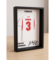 Merih Demiral 3 Numaralı Özel Tasarım 3D Kabartmalı Dekoratif Futbol Tablosu
