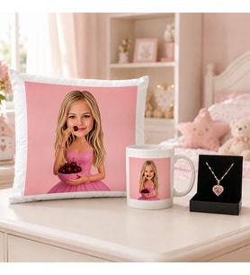 BK Gift Kişiye Özel Karikatürlü Oyuncak Bebek Tasarımlı Kırlent Yastık & Beyaz Kupa & Kolye -35 Kız Çocuklarına Özel Hediye Seti
