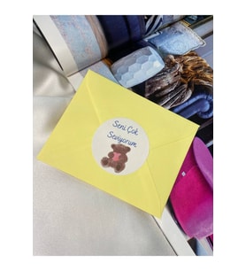 Seni Çok Seviyorum Etiketi Kalpli Ayıcık Çiçekçi Hediye Süpriz Love You 4 Cm (40 Adet)