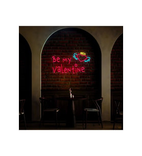 Be My Valentine Yazılı ve Şekilli Neon Tabela