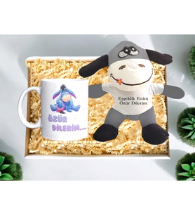 Eşeklik Ettim Özür Dilerim Tişörtlü 24 Cm Peluş Eşek & Kupa Bardak Kutulu Hediye Seti