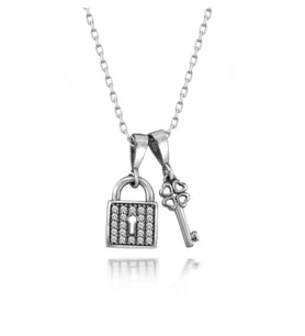 KALBİMİN ANAHTARI 925 AYAR SWAROVSKİ KOLYE