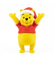 Sevimli Ayı Figürü Noel Şapkalı – Dekoratif Masaüstü Süsü – 3D Baskı Koleksiyon Figürü (Sarı)