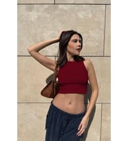 Nare Bordo Bisiklet Yaka Kolsuz Crop Bluz (Bordo)