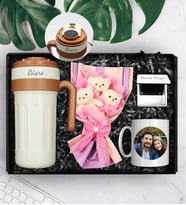 Kişiye Özel Çelik 700 ML Dereceli Termos & Üçlü Peluş Ayıcık Buketi & Kişiye Özel Fotoğraf Kupa & Beyaz Ayna Hediye Seti