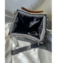 El Yapımı Örgü Gri Kadın Çantası – Vintage Metal Detaylı El ve Omuz Çantası