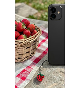 Miyuki Boncuk El Yapımı Çilek Telefon Çarmı - Charm