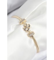 Pirinç Zirkon Taşlı Yonca Model Gold Renk Kadın Bileklik - TJ-BB7897