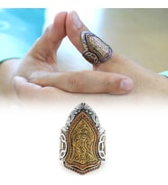 Kırmızı Zirkon Taş Mıhlamalı Kareografi Desenli 925 Ayar Gümüş Erkek Okçu (Zihgir) Yüzük (Siyah-Gri)