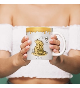 Kişiye Özel Winnie the Pooh Anne Çocuk İsimli Kupa Bardak, 3D Efektli Bardak Hediyesi, 330ml, Beyaz, 1-8 Çocuk