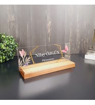 Kişiye Özel Modern Tasarımlı Masa İsimliği