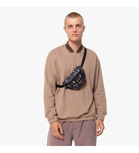 Eastpak SPRINGER Omuz Çantası EK0000742T61 (Siyah)