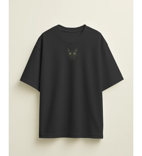 Erkek Siyah Kedi Baskılı Oversize Tişört – Minimal Black Cat Tasarım