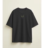 Erkek Siyah Kedi Baskılı Oversize Tişört – Minimal Black Cat Tasarım