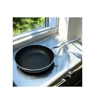 Tuna House Granit Kapaksız Tava 32 cm Siyah