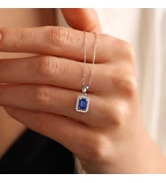 Beyaz Altın Baget Kolye Aquablue Stone (Çok Renkli)