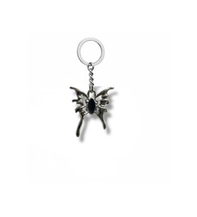 Black Enamel Gothic Butterfly Unisex Anahtarlık – Karanlık Zarafetin Anahtarı