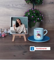 İsme Özel Doğum Günü Hediyesi Fotoğraflı Dekoratif Taş, Ahşap Altlıklı Türk Kahvesi Fincanı Hediye (Model 5)