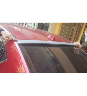 Mazda 3 Uyumlu Cam Üstü Spoiler (Fiber)