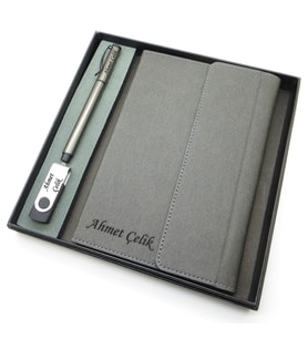 Signator® Codex  N141 Kişiye Özel Defterli Set - İsme Özel Gri Kalem + İsme Özel Gri Defter + İsme Özel 32 GB Usb Bellek İsme Özel Kutusunda Hediyelik Set (Karışık)