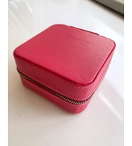 Pembe Renk Takı Çantası