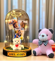 Kişiye Özel Led Işıklı Biblolu Fanus ve Pembe Peluş Ayıcıklı Anahtarlık (Model 3)