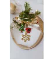Miyuki Kar Tanesi Minik Çam Ağacı Eldiven Yılbaşı Christmas Noel İskoç İğnesi / Yaka İğnesi / Broş