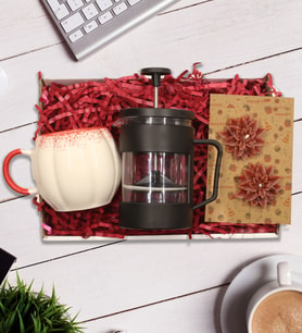 French Press & Kupa Bardak & Dekoratif Kalp Mum Hediye Seti