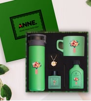 Anneler Gününe Özel Hediye Seti – Cam Suluk, Kahve Fincan, Kolye ve Kolonya - Yeşil