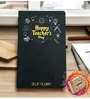 Kişiye Özel İsimli Öğretmenler Günü Kutlama Temalı Siyah Defter Ajanda