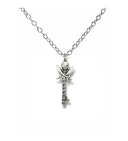 Kurukafa & Anahtar Zincir Kolye Gotik Tarz Unisex Metal Aksesuar