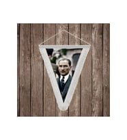 Mustafa Kemal Atatürk Portre Poster Beyaz Saçaklı Üçgen Flama Bayrak Hatıra Flama ATA38