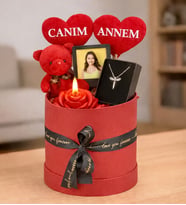 Kişiye Özel Canım Annem Tasarımlı Fotoğraflı,Kırmızı Mum,Melek Kolye Ve Peluş Ayıcık Buketi