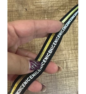LASTİKLİ VARAKLI NİCE YZILI ŞERİT İKİŞ GİYİM LASTİK AKSESUAR EN 2 CM (1 METRE ) (Altın)