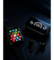 Şık Tasarımlı Akıllı Saat ve Bluetooth Kulaklık Seti Suya Dayanıklı ve Çok Fonksiyonlu