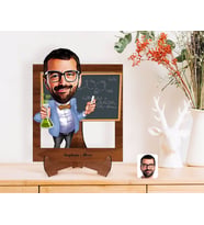 BK Gift Kişiye Özel Erkek Kimya Öğretmeni Karikatürlü Ahşap Standlı 3D Biblo-1 (Beyaz)