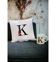 K Harfi Kupa Bardak ve Yastık Set (Beyaz)