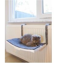 İçin Vantuzlu Plastik Kedi Yatağı (Beyaz)