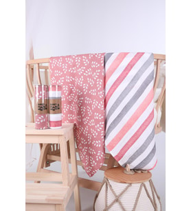Babyhola 2'li Müslin Örtü Seti 80x80cm Desenli Kutulu Organik Hediyelik Emzirme Alt Açma Yenidoğan Puset Örtüsü (Pembe)