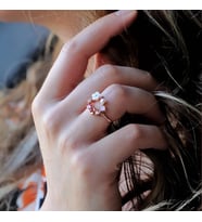 İnci ve Çiçek Motifli RoseGold Kaplama 925 Ayar Gümüş Yüzük