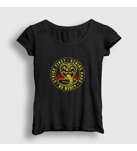 Presmono Kadın Siyah Strike First Logo Karate Cobra Kai T-Shirt 472443tt