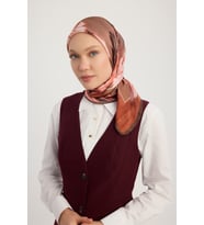 Schaless Gizli Bahçe - Lacivert - Aurora Desenli Janjan Eşarp - 90x90 Cm (Gül Kurusu)