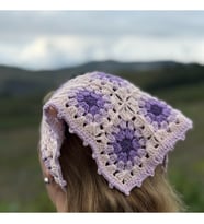 Tığ İşi Örgü Üçgen Bandana: Saç Bandı (Lila)