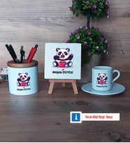 Sevimli Panda Hediye Seti Dekoratif Taş, Kalemlik, Ahşap Altlıklı Türk Kahvesi Fincanı Hediye (Model 2)