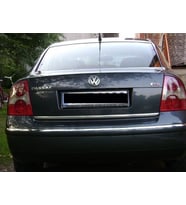 Volkswagen Passat 2001-2005 Formlu Krom Bagaj Alt Çıtası Paslanma